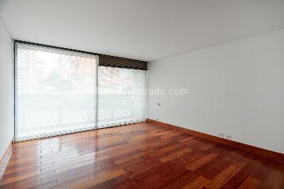 Apartamento de 3 alcobas en venta en Parque Del Virrey, Bogotá, 277 m² · foto 17 de 20