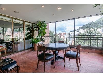 Apartamento de 4 alcobas en venta en Los Rosales, Bogotá, 690 m² · foto 7 de 20