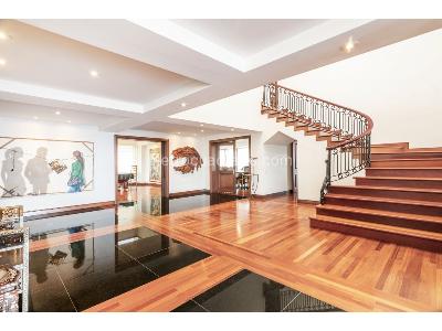 Apartamento de 4 alcobas en venta en Los Rosales, Bogotá, 690 m² · foto 12 de 20