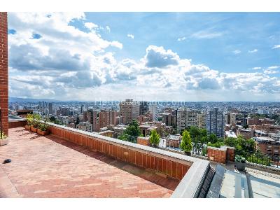 Apartamento de 4 alcobas en venta en Los Rosales, Bogotá, 690 m² · foto 17 de 20