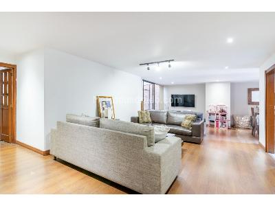 Apartamento de 3 alcobas en venta en El Nogal, Bogotá, 138 m² · foto 3 de 20