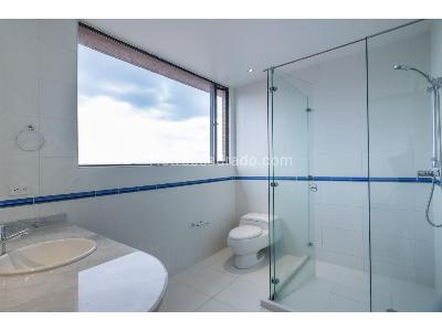 Apartamento de 4 alcobas en venta en Santa Barbara, Bogotá, 454 m² · foto 11 de 20