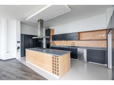 Casa de 4 alcobas en venta en Yerbabuena, Bogotá, 451 m² · foto 4 de 20
