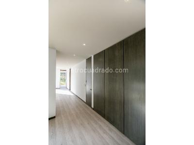 Casa de 4 alcobas en venta en Yerbabuena, Bogotá, 451 m² · foto 18 de 20