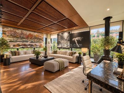 Apartamento de 3 alcobas en venta en El Retiro, Bogotá, 455 m² · foto 2 de 19