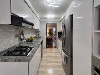 Apartamento en venta en Rosales, Bogotá · foto 9 de 18