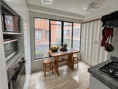 Apartamento en venta en Rosales, Bogotá · foto 10 de 18