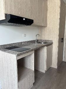 Apartamento de 1 alcoba en venta en Chico, Bogotá, 17 m² · foto 5 de 14