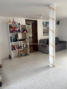 Casa de 5 alcobas en venta en Ferrocaja, Bogotá, 390 m² · foto 5 de 20
