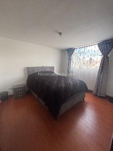 Casa de 5 alcobas en venta en Ferrocaja, Bogotá, 390 m² · foto 8 de 20