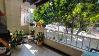 Casa de 5 alcobas en venta en Los Colores, Medellín, 130 m² · foto 4 de 14