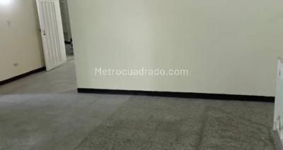 Casa de 5 alcobas en venta en Los Colores, Medellín, 130 m² · foto 8 de 14