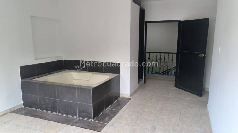 Casa Comercial en Laureles con Excelente Ubicación - 3