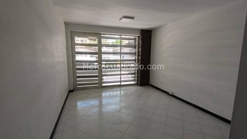 Commercial House in Laureles for Rent - 3
