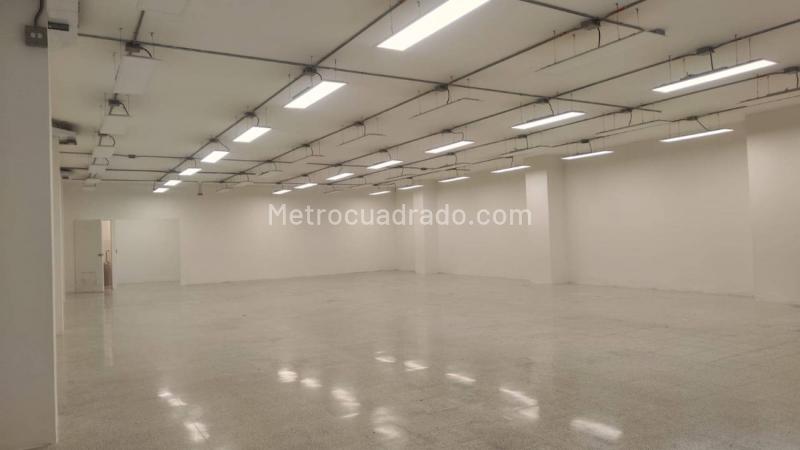 Local Comercial en Arriendo, Laureles, Medellín - Więcej