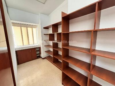 Casa de 5 alcobas en venta en Patio Bonito, Medellín, 500 m² · foto 11 de 15
