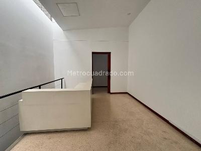 Casa de 5 alcobas en venta en Patio Bonito, Medellín, 500 m² · foto 9 de 15