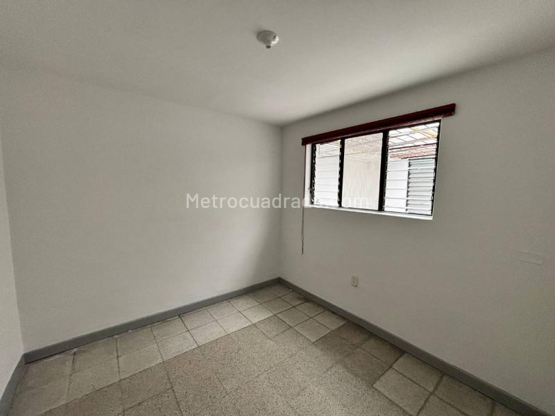 Casa Comercial en Arriendo en Aguacatala, Medellín - 8