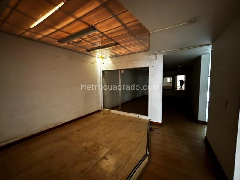 Local Comercial en Arriendo, Envigado, Envigado - Más