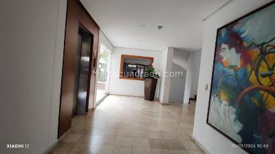 Apartamento de 3 alcobas en venta en El Poblado, Medellín, 250 m² · foto 3 de 20
