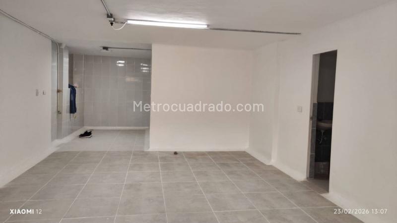 Local Comercial en Arriendo, Suramericana, Medellín - Więcej