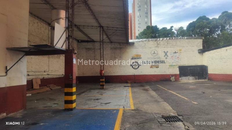 Local Comercial en Arriendo, Los Colores, Medellín - Más
