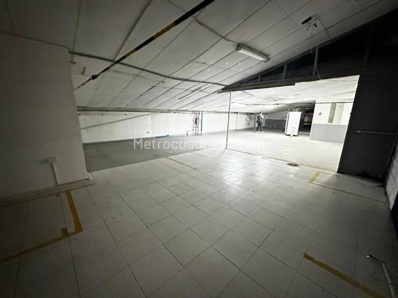 Bodega en Arriendo, Medellin, Medellín - Más