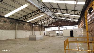 Warehouse for rent in Alto De Las Flores, Sabaneta