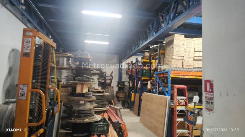 Bodega en Arriendo, Envigado, Envigado - Más