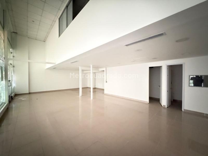 Local Comercial en Arriendo, Poblado, Medellín - Vista 2