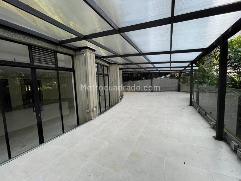 Local Comercial en Arriendo, Poblado, Medellín - Vista 2