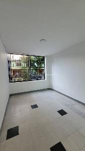 Casa de 4 alcobas en arriendo en La Floresta, Medellín, 168 m² · foto 3 de 15