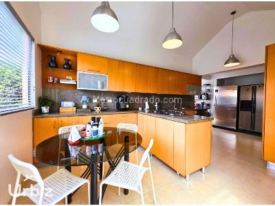 Casa de 4 alcobas en venta en Guaymaral, Bogotá, 1410 m² · foto 8 de 20