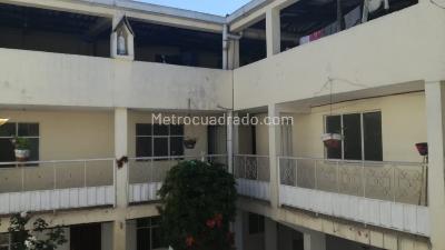 Casa de 5 alcobas en venta en Bosa Estacion, Bogotá, 486 m² · foto 3 de 6