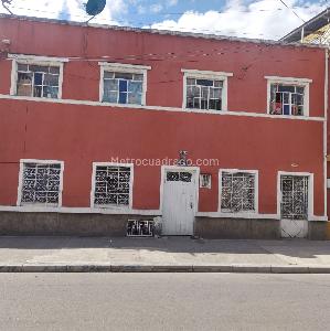 Casa de 5 alcobas en venta en Ingles, Bogotá, 170 m² · foto 3 de 5