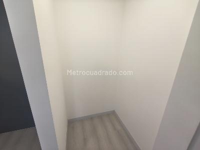 Apartaestudio en venta en Zona Industrial Los Ejidos, Bogotá, 39 m² · foto 8 de 19