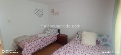 Casa de 5 alcobas en venta en Fontibon El Rubi, Bogotá, 288 m² · foto 10 de 13