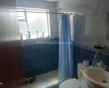 Casa de 5 alcobas en venta en Fontibon El Rubi, Bogotá, 288 m² · foto 13 de 13