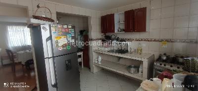 Casa de 5 alcobas en venta en Fontibon El Rubi, Bogotá, 288 m² · foto 6 de 13