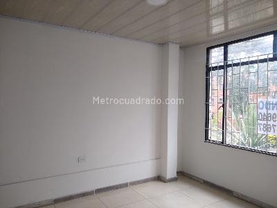 Casa de 5 alcobas en venta en Santa Rosita, Bogotá, 140 m² · foto 13 de 14