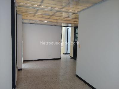 Casa de 5 alcobas en venta en Santa Rosita, Bogotá, 140 m² · foto 2 de 14