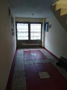 Casa de 5 alcobas en venta en Santa Rosita, Bogotá, 140 m² · foto 9 de 14