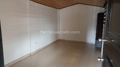 Casa de 5 alcobas en venta en Kennedy, Bogotá, 328 m² · foto 12 de 14