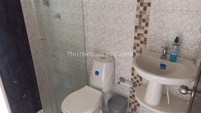 Casa de 5 alcobas en venta en Kennedy, Bogotá, 328 m² · foto 13 de 14
