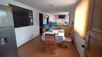 Casa de 5 alcobas en venta en Kennedy, Bogotá, 328 m² · foto 6 de 14