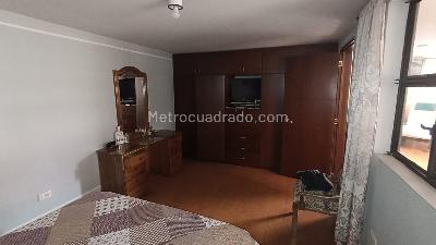 Casa de 5 alcobas en venta en Kennedy, Bogotá, 328 m² · foto 8 de 14