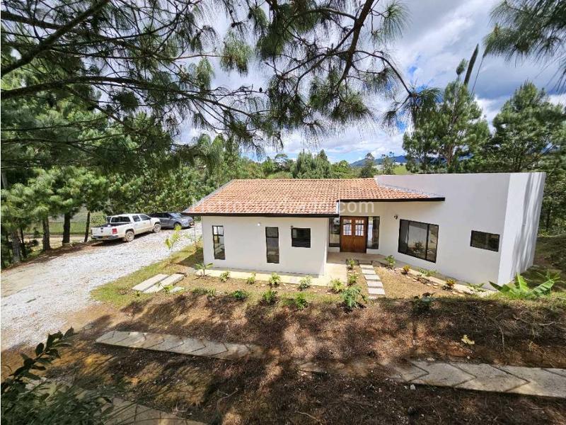 3BR House in Pantanillo (7230 m²) - 2