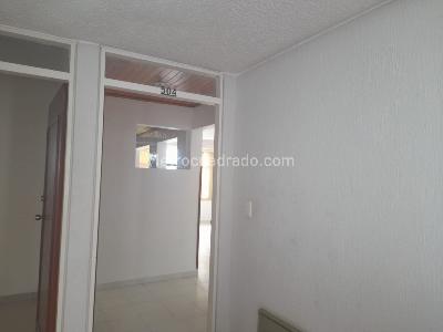Apartamento de 3 alcobas en venta en Ub Portales Del Campestre, Floridablanca, 96 m² · foto 7 de 20