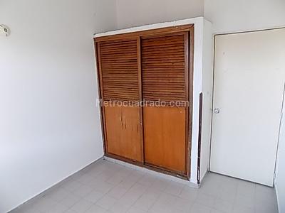 Casa de 5 alcobas en venta en Hacienda San Juan, Floridablanca, 82 m² · foto 10 de 17