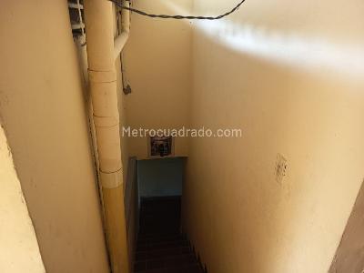 Casa de 5 alcobas en venta en Los Pinos, Bucaramanga, 240 m² · foto 9 de 14